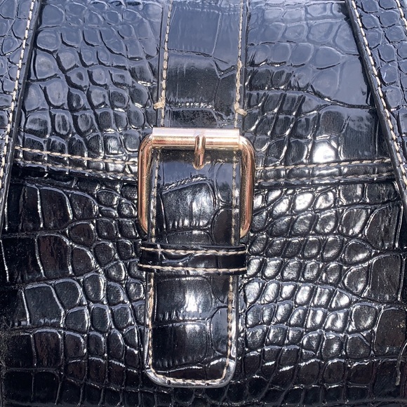 Liz Claiborne Faux Crocodile Leather Bag - Picture 4 of 17